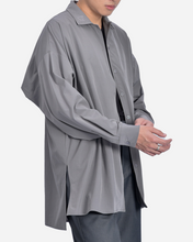 Load image into Gallery viewer, TRENCH SHIRT MEN IN GREY
